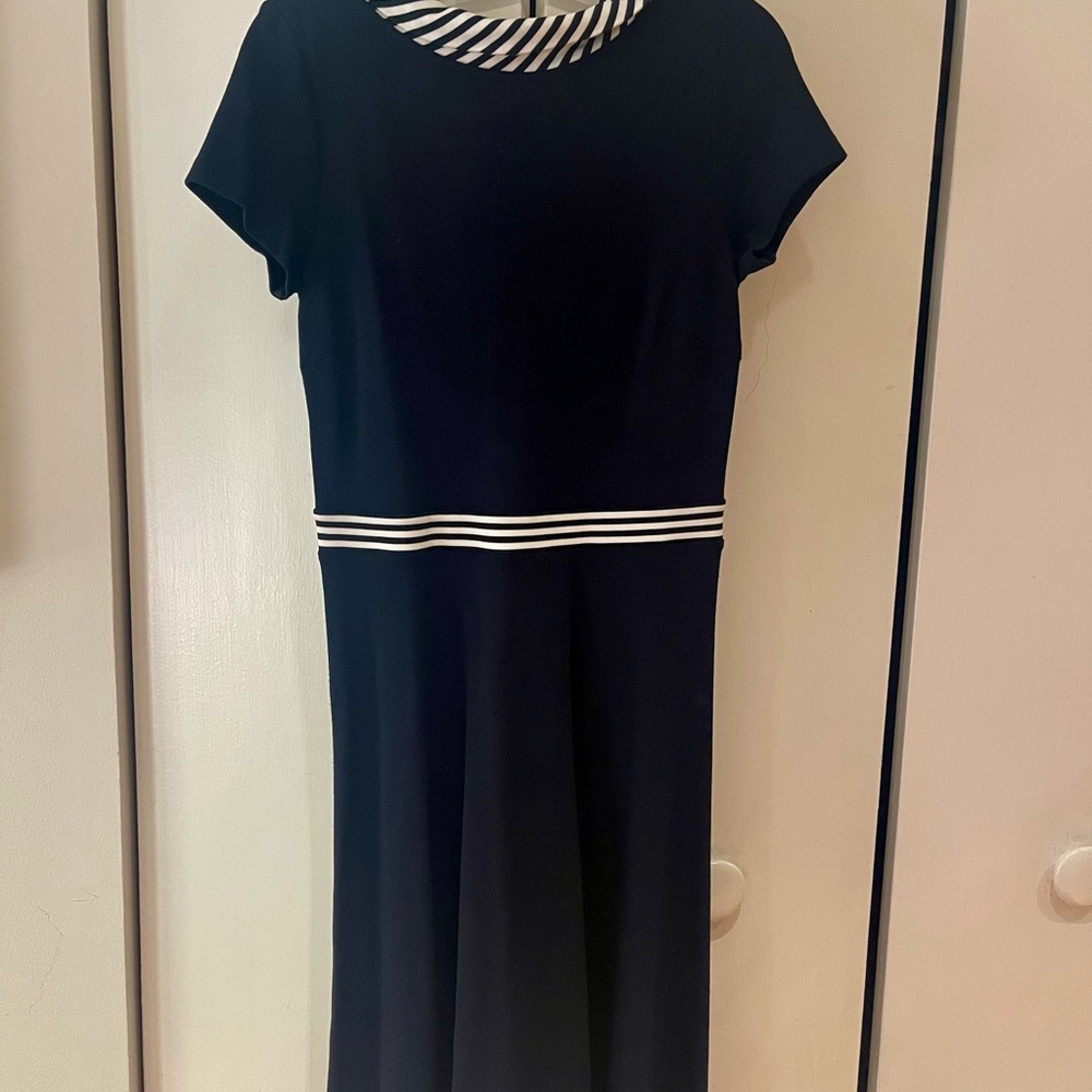 Black A-Line Midi Dress with Raglan Short Sleeves